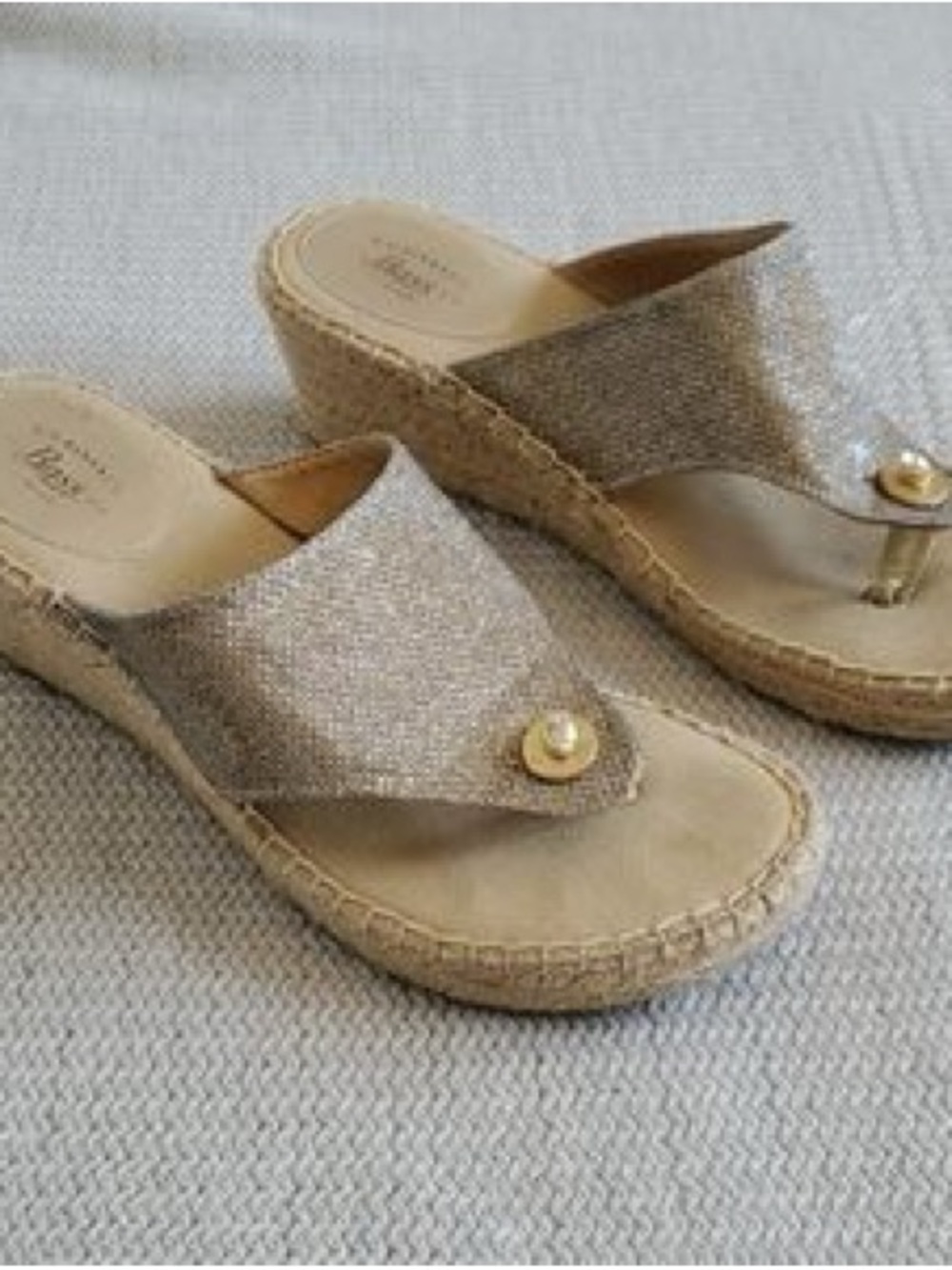 G.H. Bass & Co Light Gold Sparkle Opal Thong Jute Wedge Sandals Sz 8m